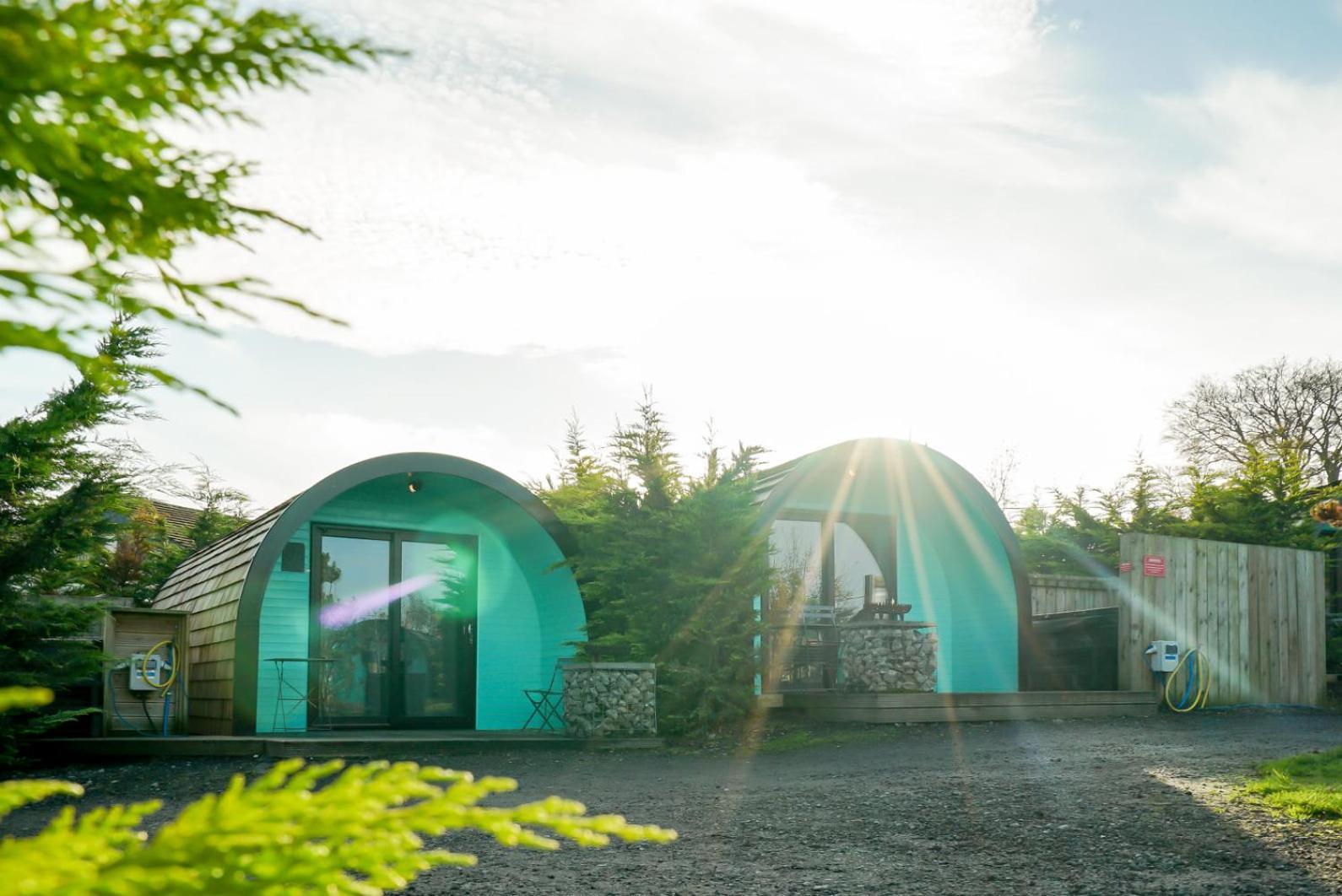 Original Glamping Pod With Hot Tub Hotel Frodsham Exterior photo